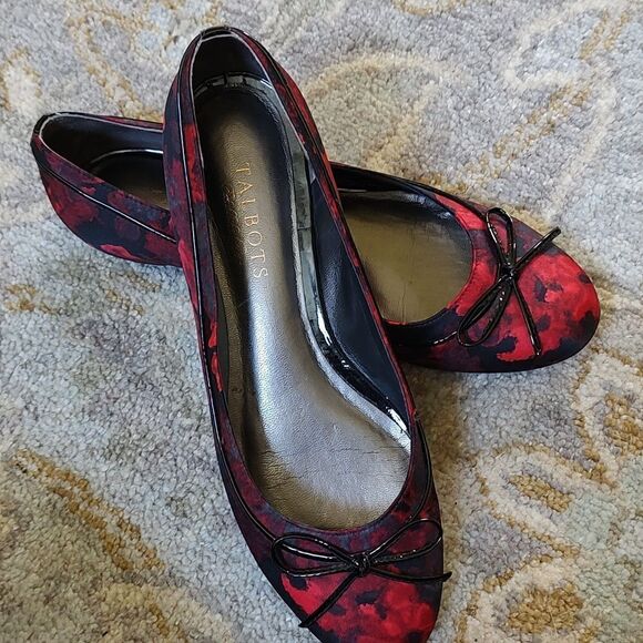 Talbot's Red Floral Bow Ballet Flats Size 7AA - Picture 10 of 10